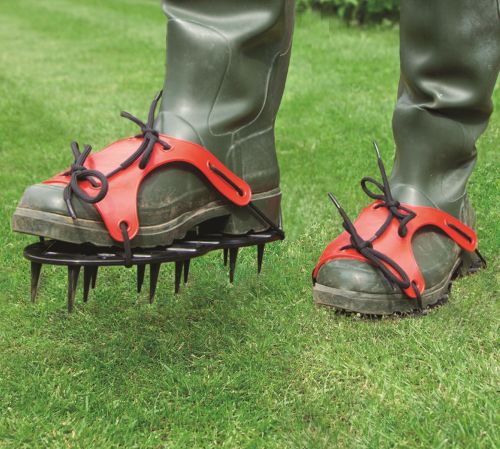 Super Tough Lawn Spike Shoes